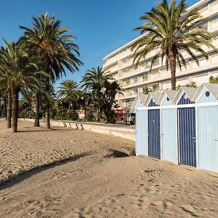 T2 au Lavandou avec climatisation et parking à 150m de la plage - FR-1-803-46 * Le Lavandou